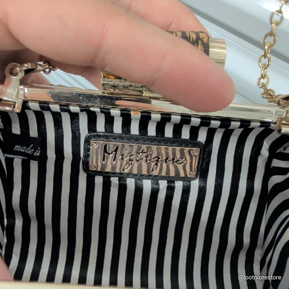 Miztique Woven Straw‎ Box Clutch Crossbody Bag Tan Black Small Gold Chain Strap